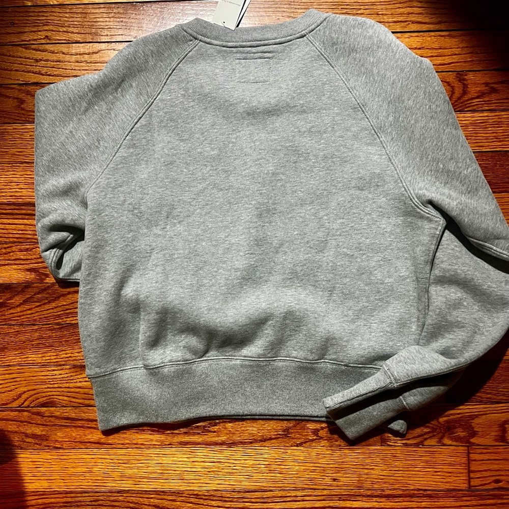 Abercrombie Sweater - Picture 4 of 5